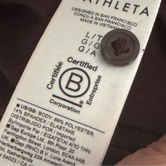 Like New Athleta Everlasting Long Sleeve Shirt in “Spiced Cabernet” Size LT - Picture 4 of 4